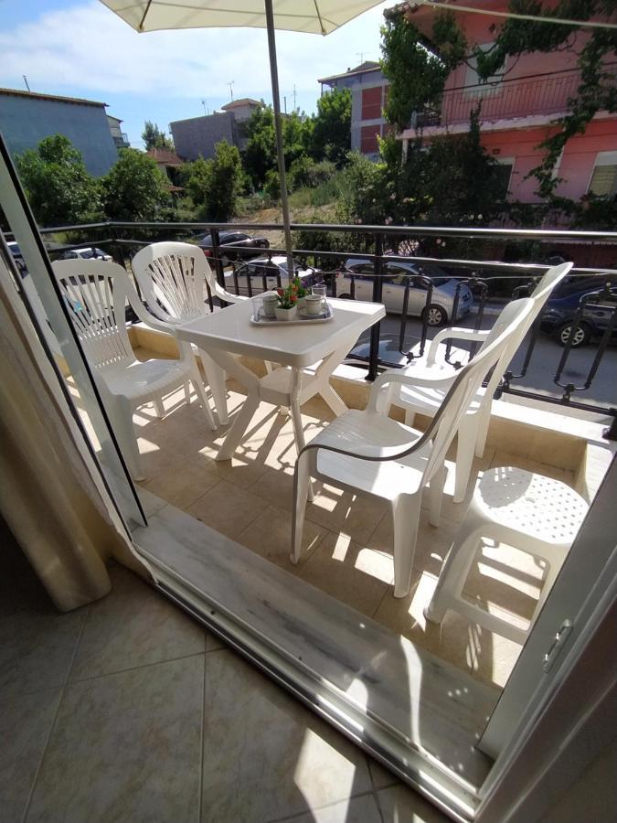 Διαμέρισμα Στην Πόλη Metamorfosi Exteriér fotografie